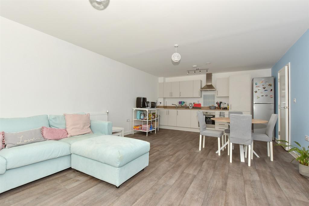 Kitchen/Lounge