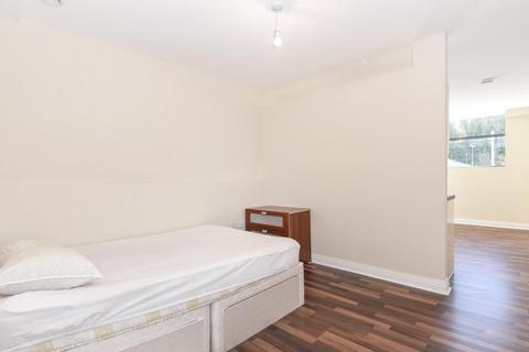 Flat for sale, Chesham,  Buckinghamshire,  HP5