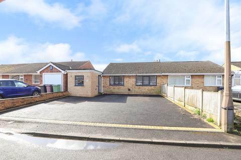 14 Cromford Close, North Wingfield, Chesterfield, S42 5NJ