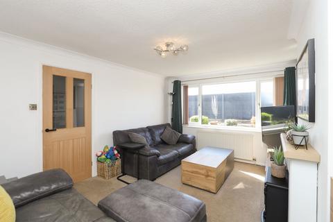 14 Cromford Close, North Wingfield, Chesterfield, S42 5NJ