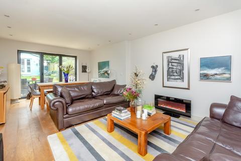 1 High View Place, Amersham, HP7 9FE