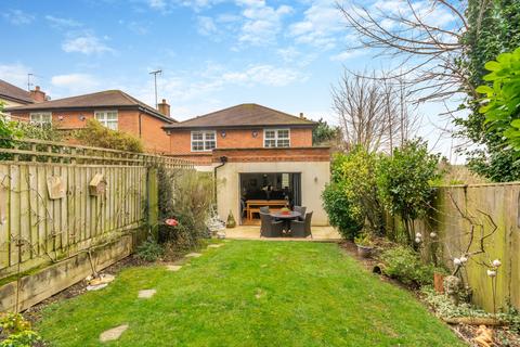1 High View Place, Amersham, HP7 9FE