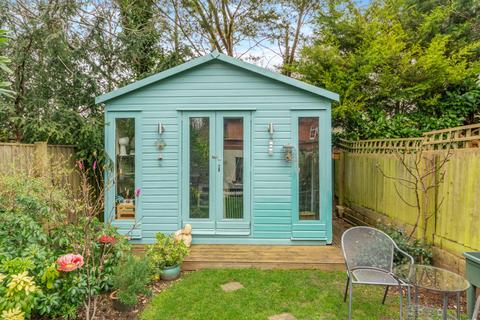 1 High View Place, Amersham, HP7 9FE