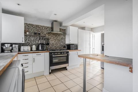 56 Fleming Road, Winchester, SO22 6EE