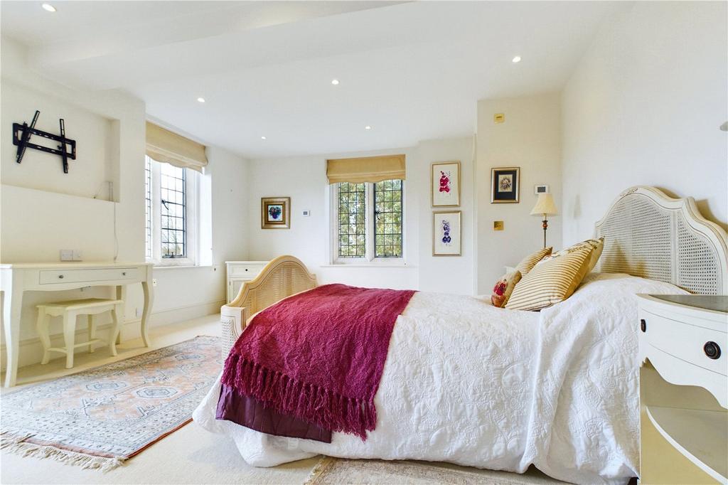 Main Bedroom