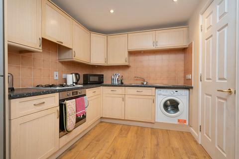 2 bedroom flat for sale, 4 Flat 3 Kirkwood Place, Edinburgh, EH7