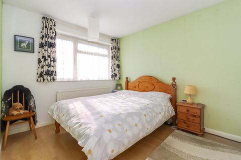 3 bedroom terraced house for sale, Woodley Hill, Chesham, Buckinghamshire, HP5