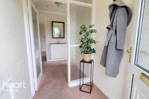 42 Heath Crescent, Norwich, NR6 6XF