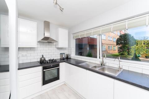 1 bedroom flat for sale, Perivale Lane, UB6