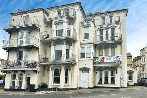 2 bedroom flat for sale, Ilfracombe, Devon