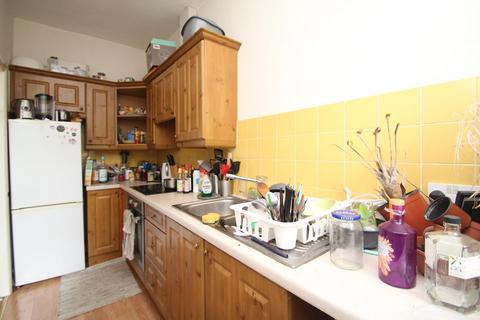2 bedroom flat to rent, Clarendon Road, Leeds, West Yorkshire, UK, LS2