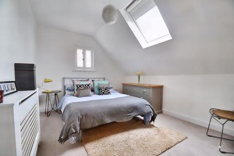 Hillside Brooke Close, Kings Worthy, Winchester, SO23 7PG