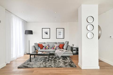 3 bedroom flat to rent, Regents Wharf, Camley Street, London, N1C