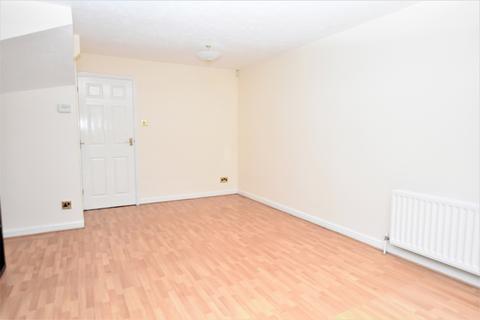 2 bedroom end of terrace house to rent, Meadside Close Beckenham BR3