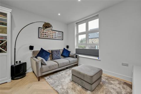 2 bedroom apartment for sale, Ditton Grove, Esher, Surrey, KT10