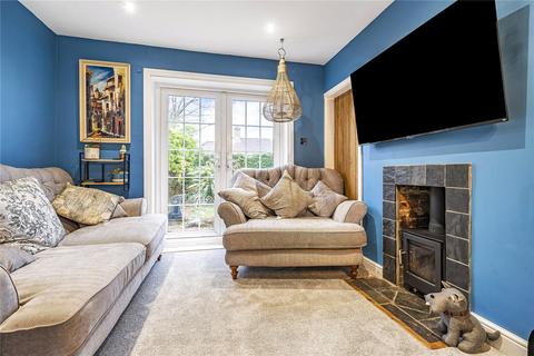 3 bedroom semi-detached house for sale, Tilmore Gardens, Petersfield, Hampshire, GU32