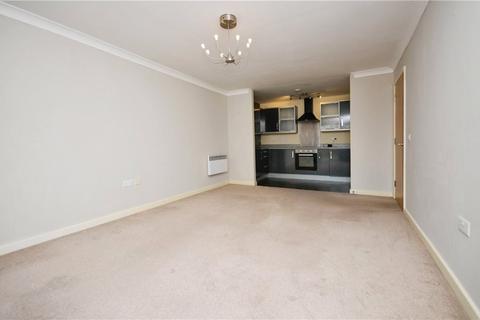 2 bedroom apartment for sale, Viridian Square, Aylesbury HP21