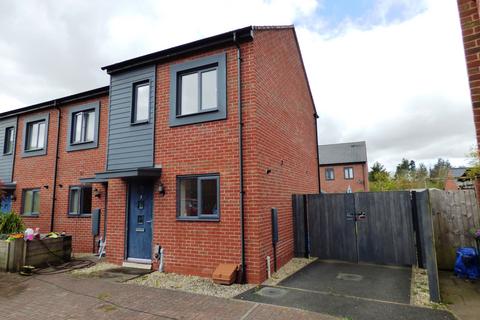 2 bedroom semi-detached house to rent, Wulfgeat Lane, Telford TF3