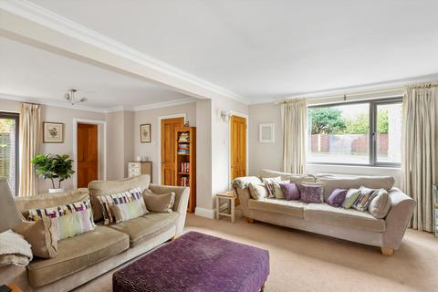 4 bedroom detached house for sale, Haywards Lane, Cheltenham, Gloucestershire, GL52