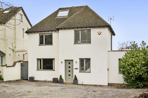 4 bedroom detached house for sale, Haywards Lane, Cheltenham, Gloucestershire, GL52