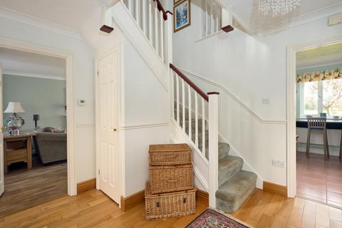 13 Causeway Close, Brockdish, Diss, IP21 4LB