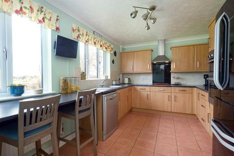 13 Causeway Close, Brockdish, Diss, IP21 4LB