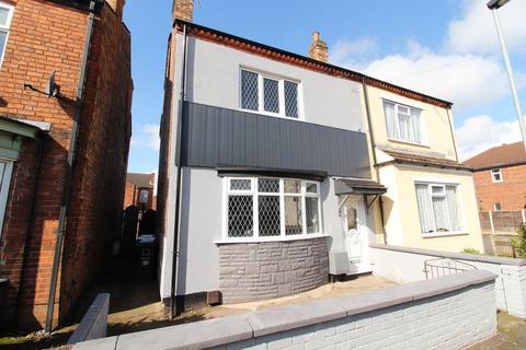 3 bedroom semi-detached house for sale, Cecil Street, Gainsborough