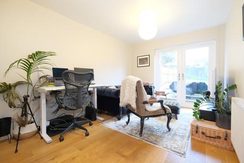 1 bedroom terraced house for sale, Sandpiper Way, Orpington