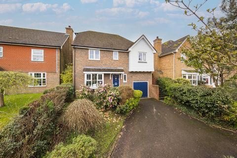 4 bedroom detached house for sale, Meadow Rise, Horam