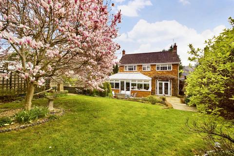 4 bedroom detached house for sale, Northridge Way, Boxmoor Borders