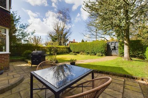 29 Stafford Road, Uttoxeter, ST14 8DW