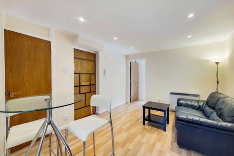 1 bedroom flat to rent, Ironmongers Place, Isle Of Dogs, London, E14