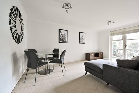 1 bedroom flat for sale, Brompton Park Cresent, Fulham, London, SW6