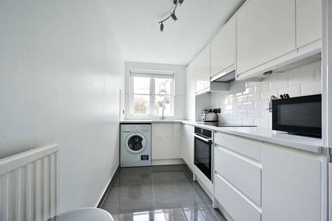 1 bedroom flat for sale, Brompton Park Cresent, Fulham, London, SW6