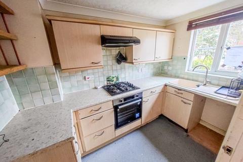 2 bedroom end of terrace house for sale, Carnoustie Close, Thamesmead
