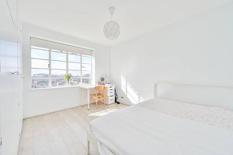 2 bedroom flat to rent, Shepherds Bush Road, Brook Green, London, W6