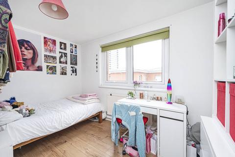 5 bedroom maisonette to rent, Merchant Street, Tower Hamlets, London, E3