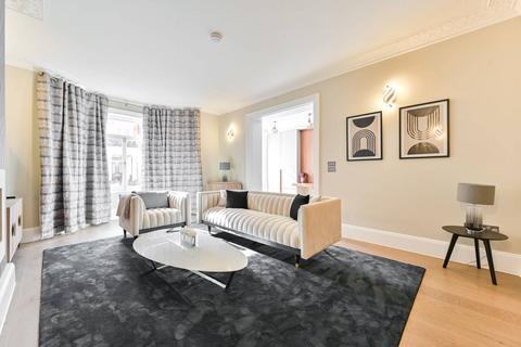 5 bedroom flat to rent, DRAYTON GARDENS, South Kensington, London, SW10