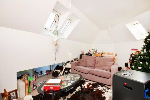 1 bedroom flat to rent, Nettlefold Place, West Norwood, London, SE27