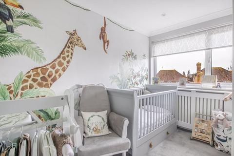 56 Tyron Way, Sidcup, DA14 6AZ