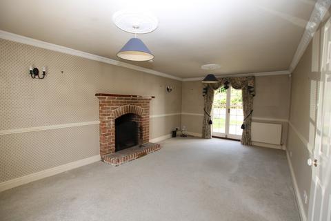 4 bedroom detached house to rent, High Easter, Chelmsford