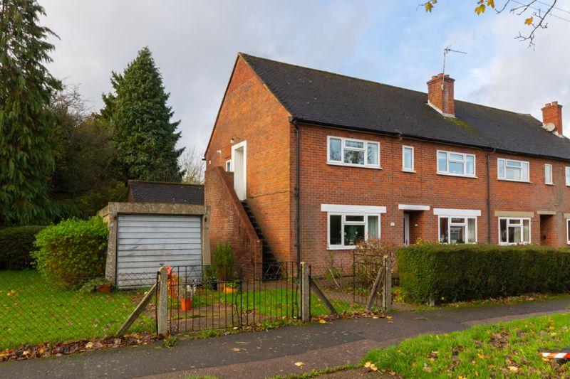 Blanchmans Road, Warlingham 2 bed apartment for sale £280,000