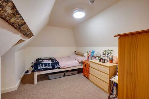 1 bedroom in a house share to rent, Palace Street, Canterbury