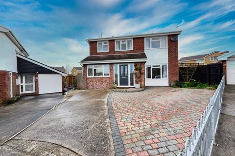 4 bedroom detached house for sale, 57 Priory Oak, Brackla, Bridgend, CF31 2HZ