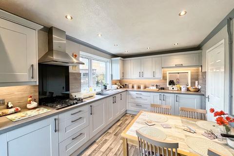 4 bedroom detached house for sale, 57 Priory Oak, Brackla, Bridgend, CF31 2HZ