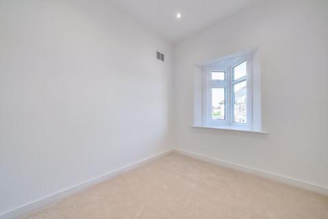 2 Cedric Road, London, SE9 3SQ