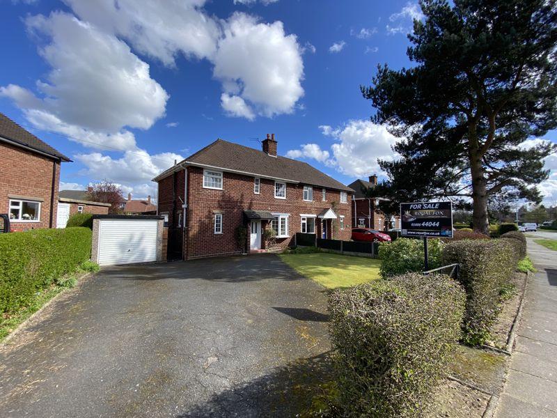 Northwich Road, Weaverham, CW8 3AZ 3 bed semidetached house for sale £215,000