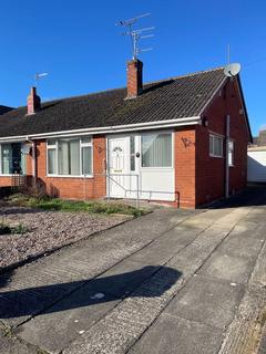 2 bedroom semi-detached bungalow to rent, Somerford Road, Chester