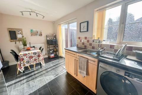 3 bedroom end of terrace house for sale, Tulip Grove, Streetly, B74 2AU
