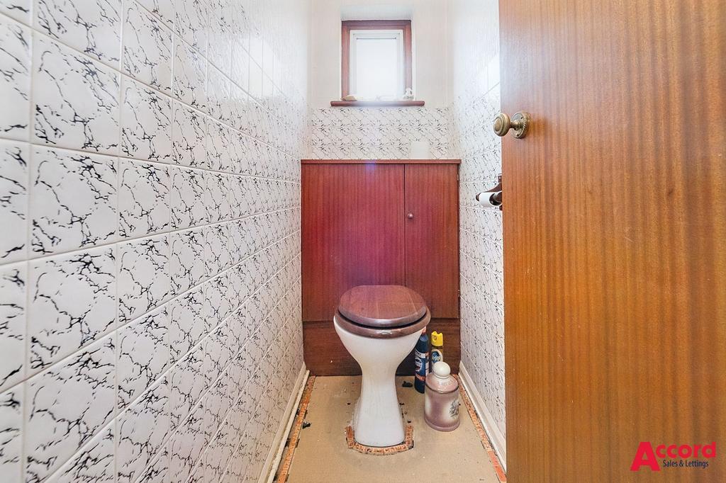 Separate WC